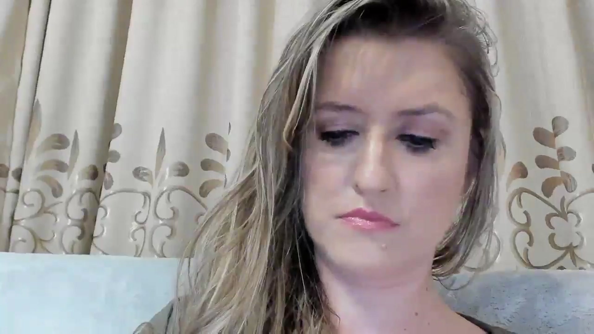 Gallery image thumbnail from BestDream's myfreecams stream on, 08/25/2025, 22:32 image 12 of 20