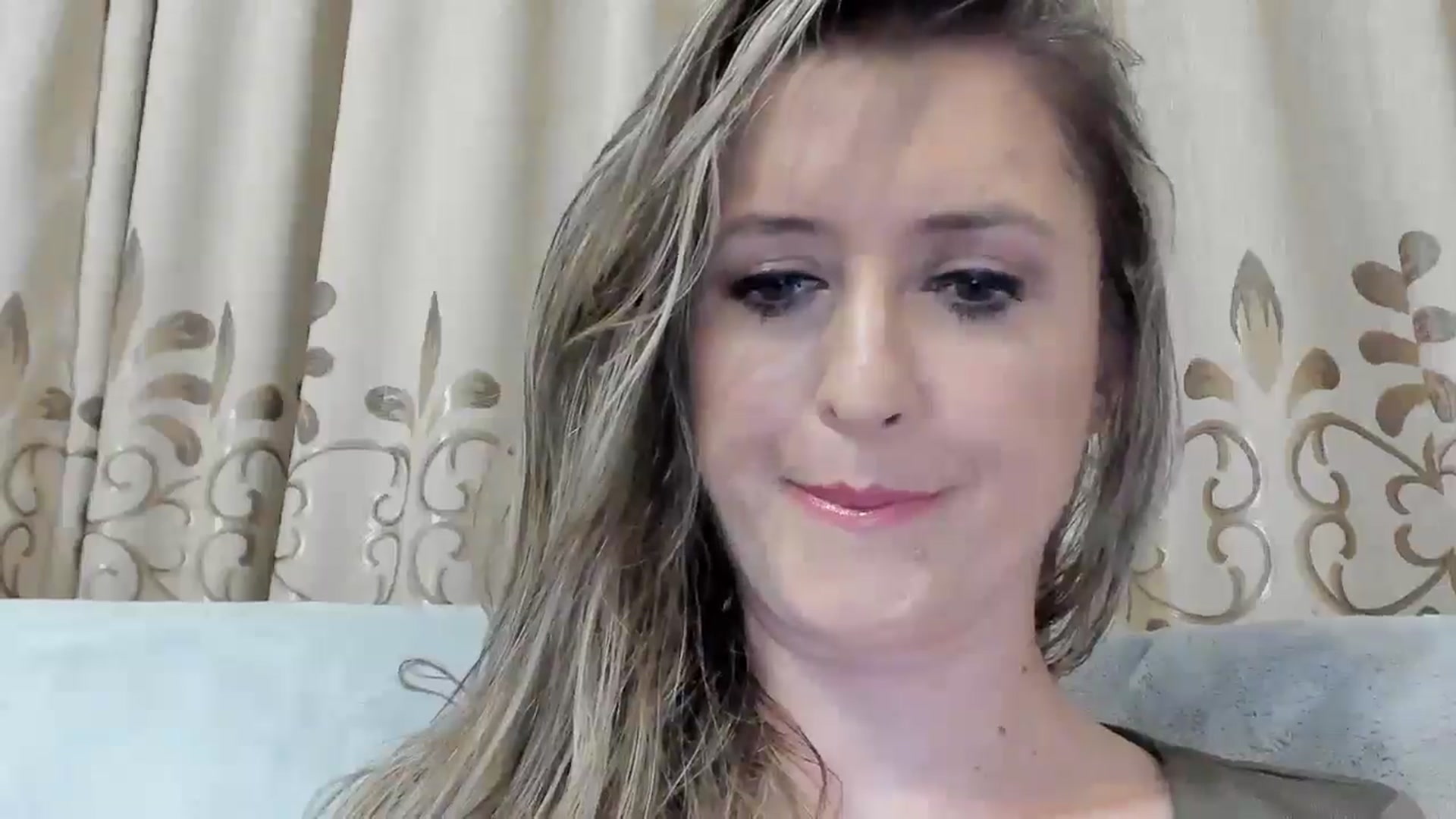Gallery image thumbnail from BestDream's myfreecams stream on, 08/25/2025, 22:32 image 19 of 20