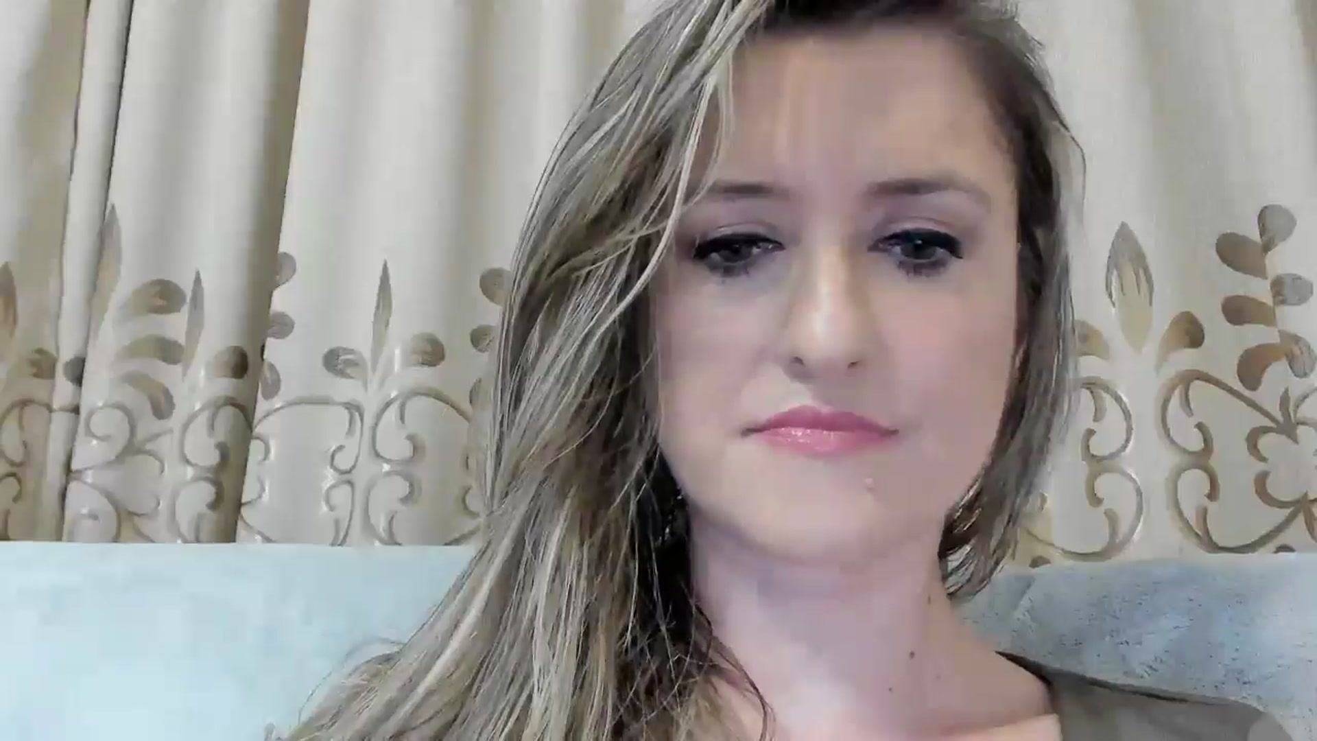 Gallery image thumbnail from BestDream's myfreecams stream on, 08/25/2025, 22:32 image 18 of 20