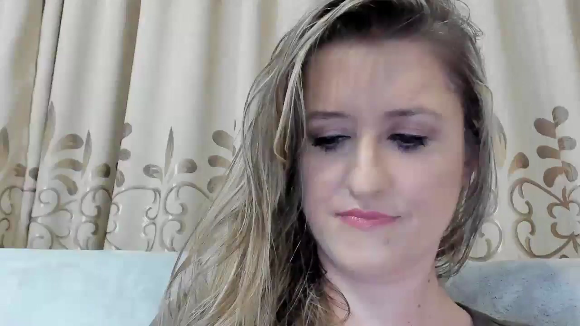 Gallery image thumbnail from BestDream's myfreecams stream on, 08/25/2025, 22:32 image 16 of 20
