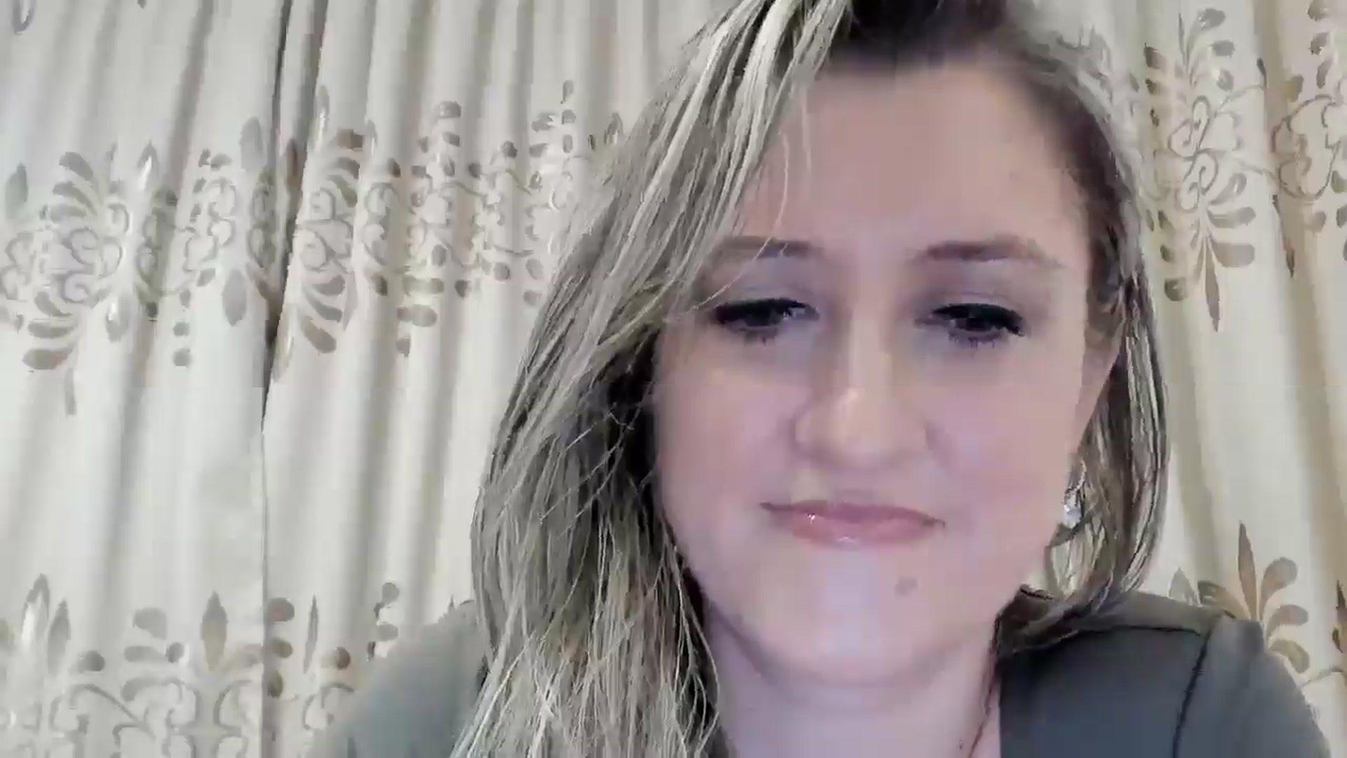 Gallery image thumbnail from BestDream's myfreecams stream on, 08/26/2025, 22:15 image 16 of 20
