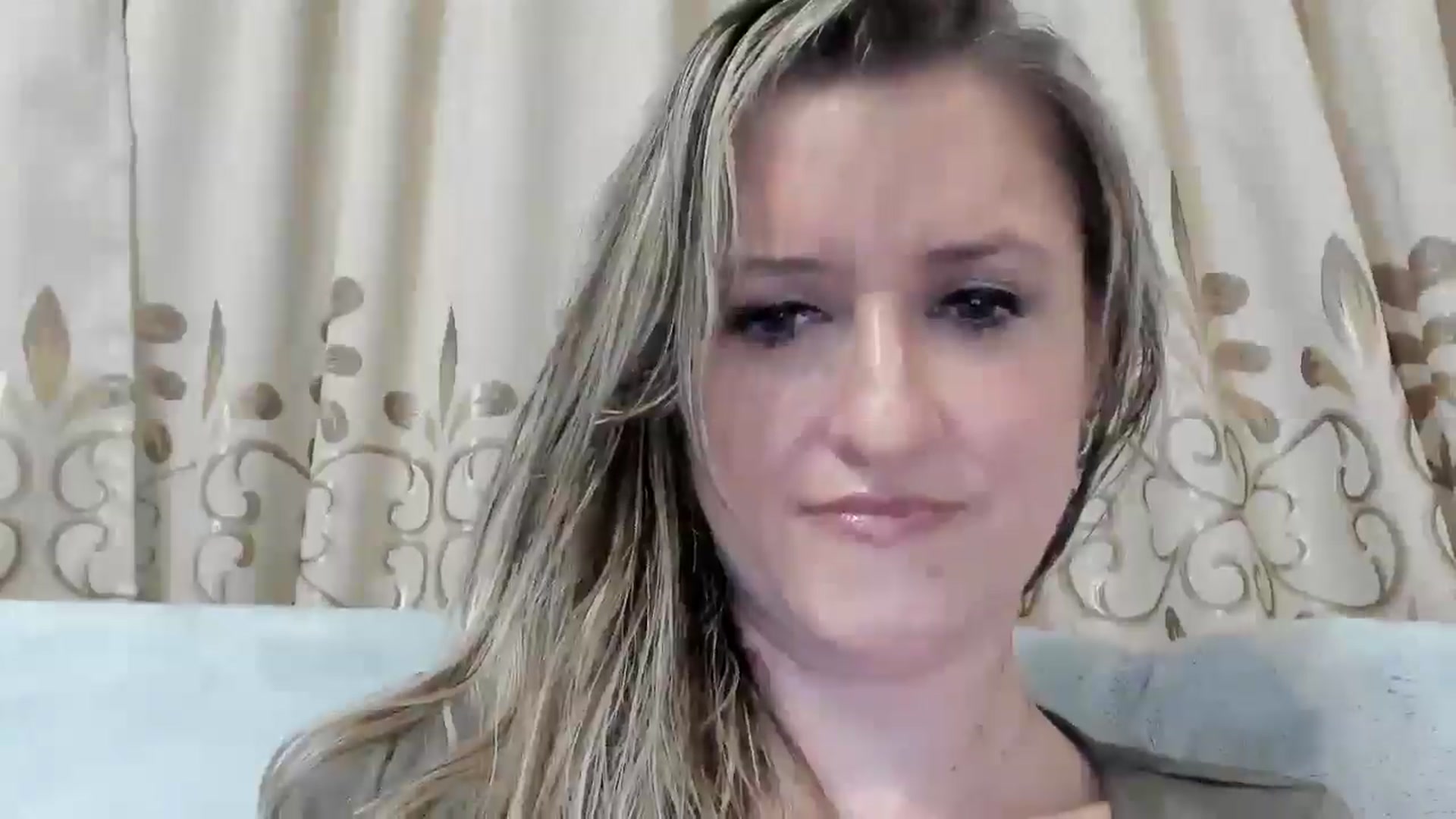 Gallery image thumbnail from BestDream's myfreecams stream on, 08/26/2025, 23:06 image 9 of 20