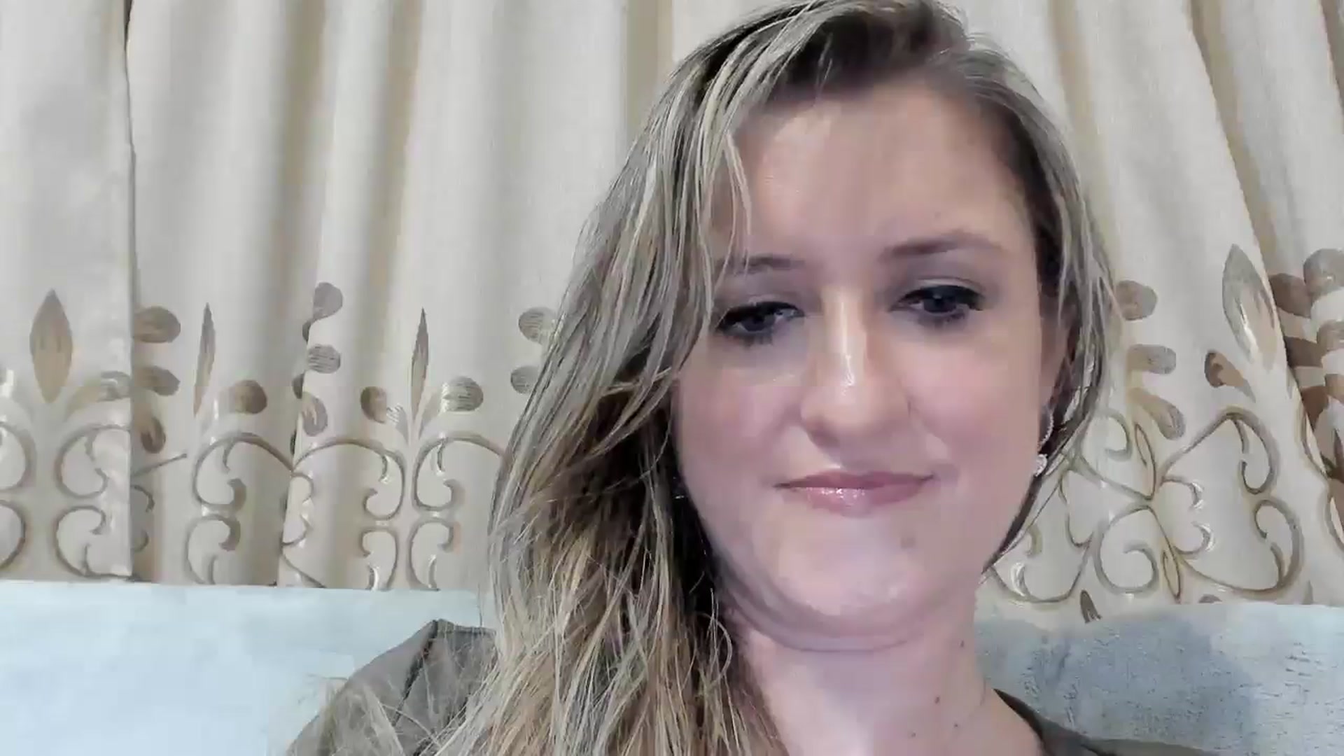 Gallery image thumbnail from BestDream's myfreecams stream on, 08/26/2025, 23:06 image 5 of 20