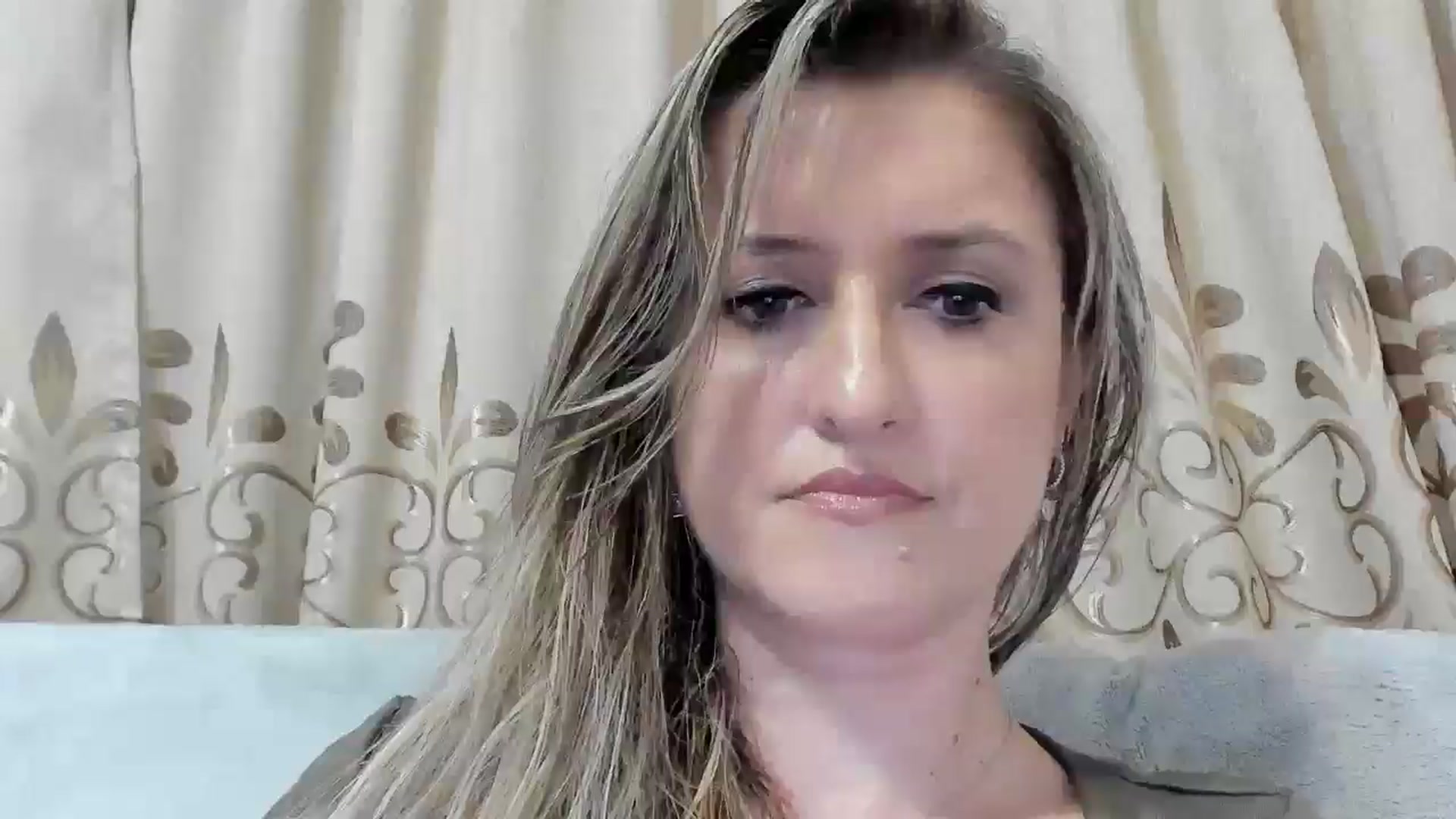 Gallery image thumbnail from BestDream's myfreecams stream on, 08/26/2025, 23:06 image 15 of 20