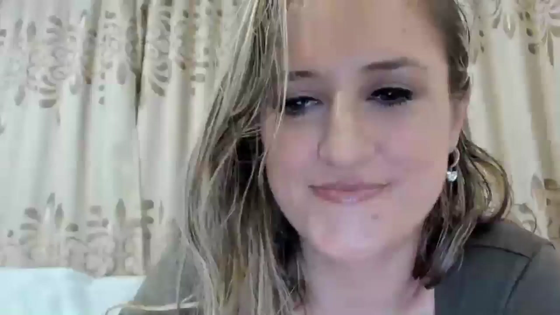 Gallery image thumbnail from BestDream's myfreecams stream on, 08/26/2025, 23:43 image 4 of 20