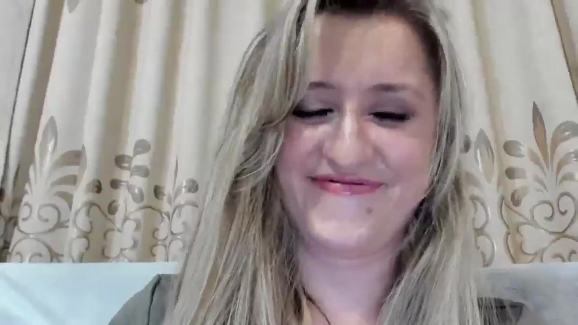 Gallery image thumbnail from BestDream's myfreecams stream on, 08/27/2025, 21:44 image 12 of 20