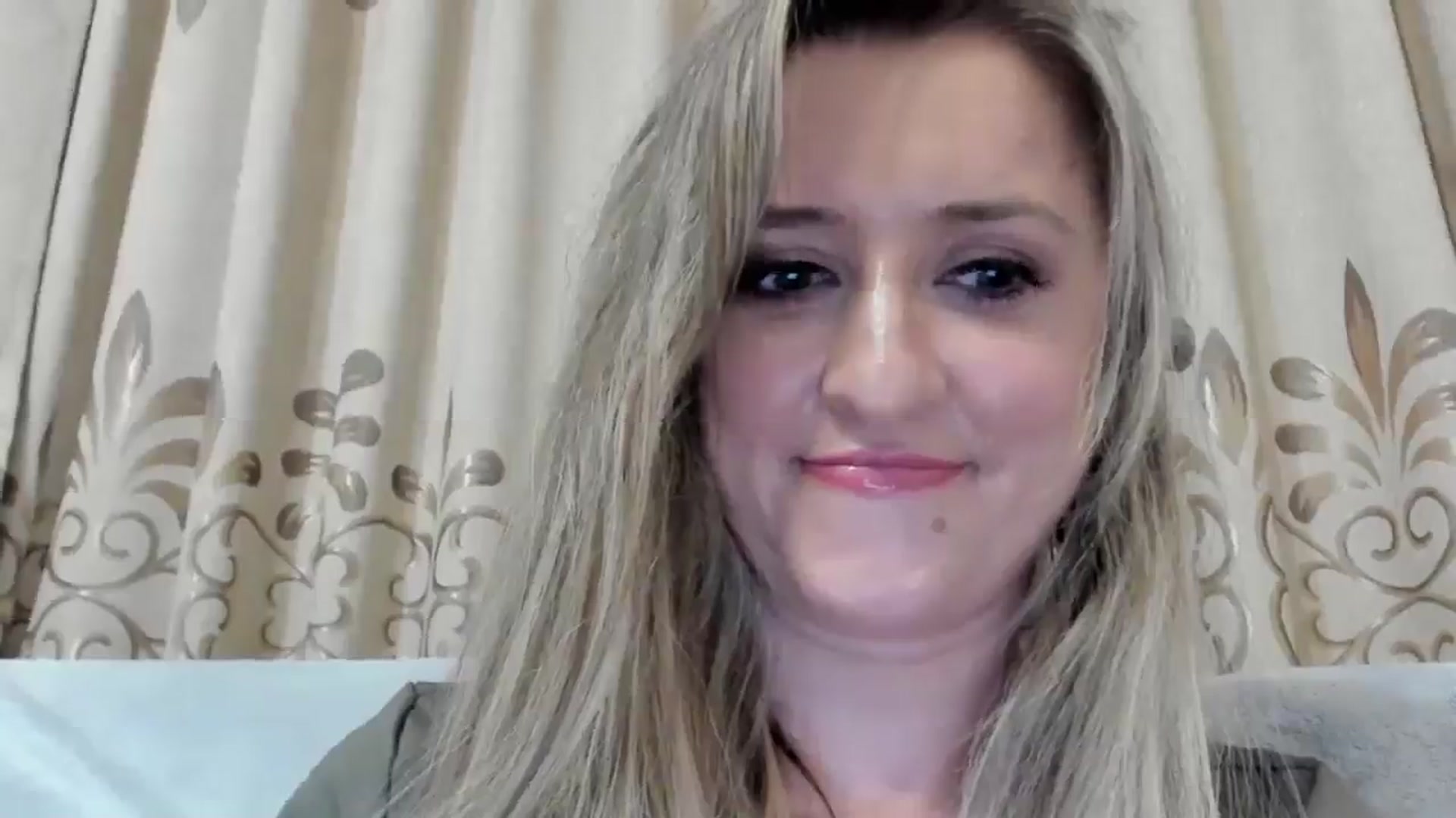Gallery image thumbnail from BestDream's myfreecams stream on, 08/27/2025, 21:44 image 5 of 20