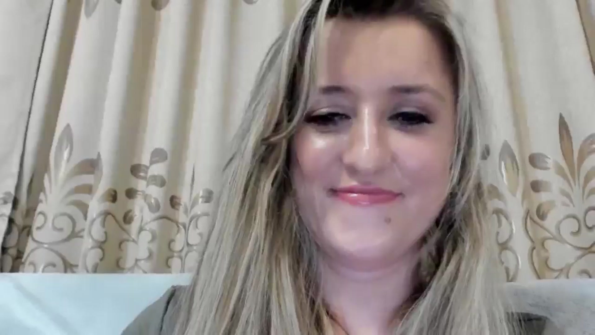 Gallery image thumbnail from BestDream's myfreecams stream on, 08/27/2025, 21:44 image 19 of 20