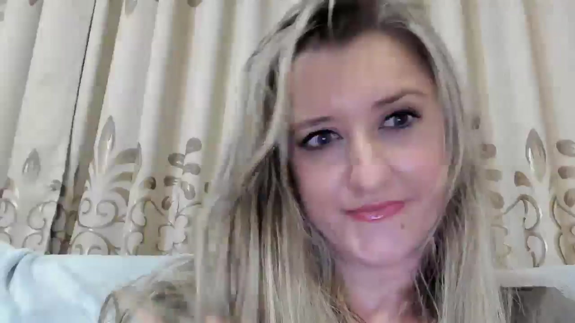 Gallery image thumbnail from BestDream's myfreecams stream on, 08/27/2025, 22:40 image 17 of 20