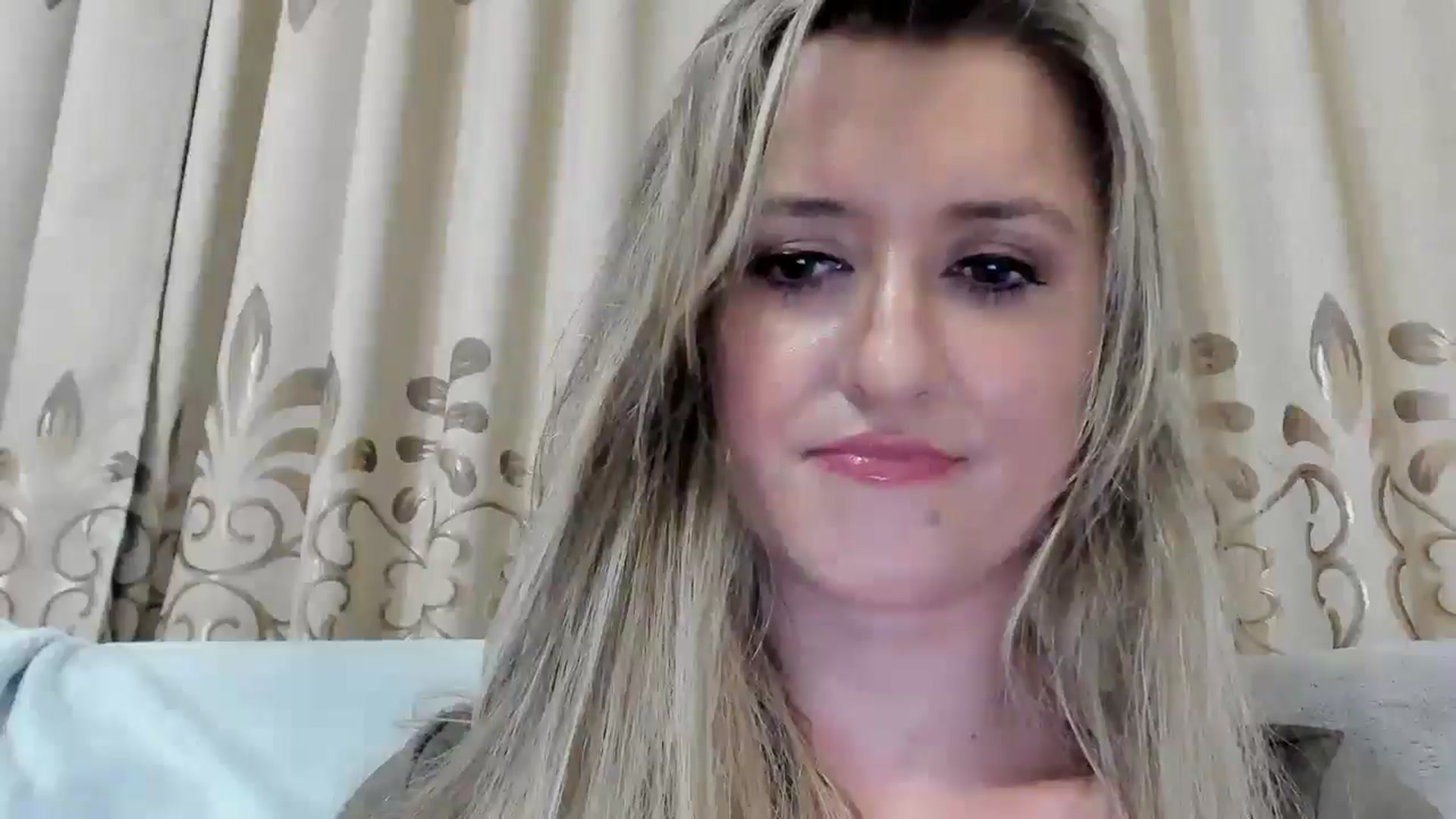 Gallery image thumbnail from BestDream's myfreecams stream on, 08/27/2025, 22:40 image 19 of 20