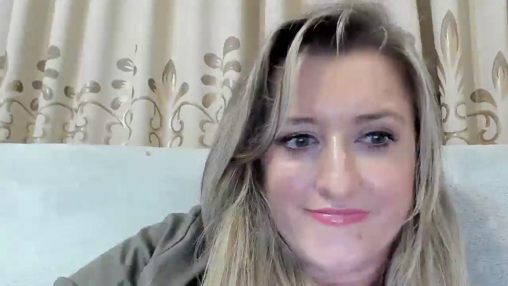 Gallery image thumbnail from BestDream's myfreecams stream on, 08/27/2025, 23:52 image 4 of 20