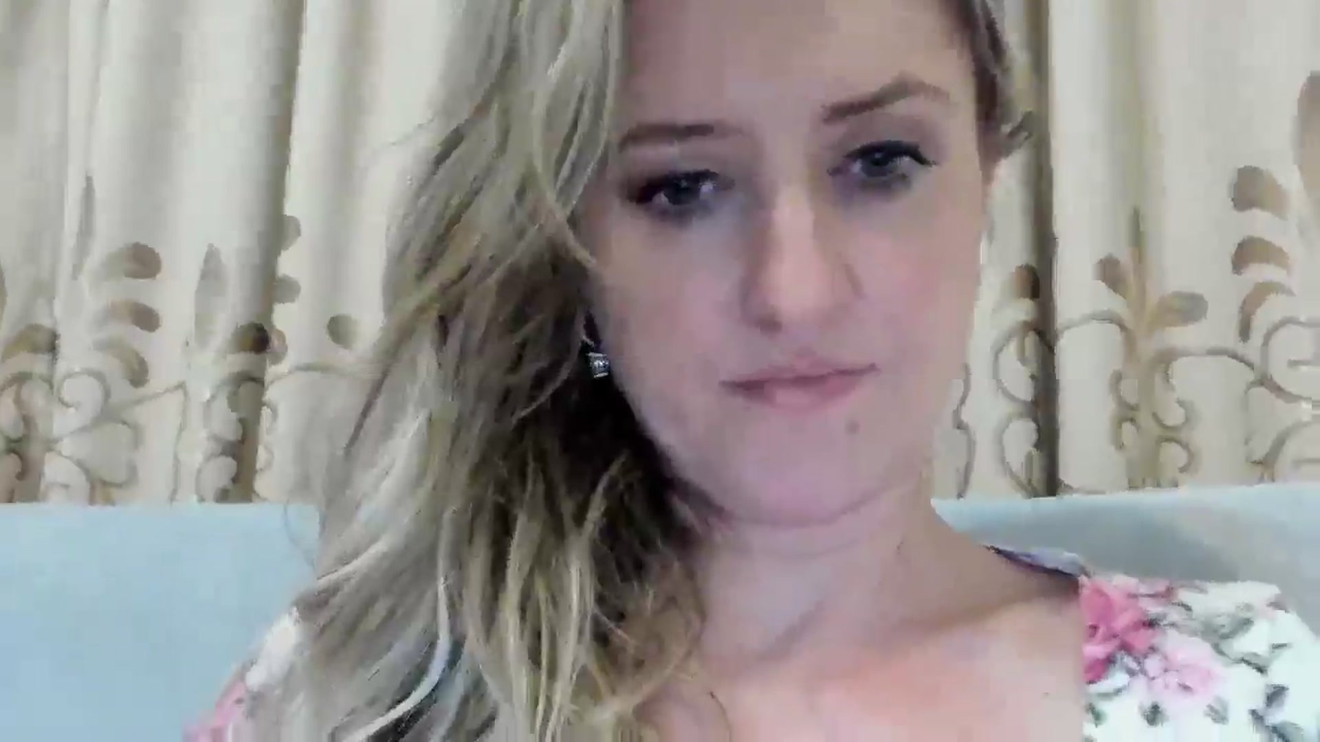 Gallery image thumbnail from BestDream's myfreecams stream on, 08/28/2025, 21:25 image 9 of 20