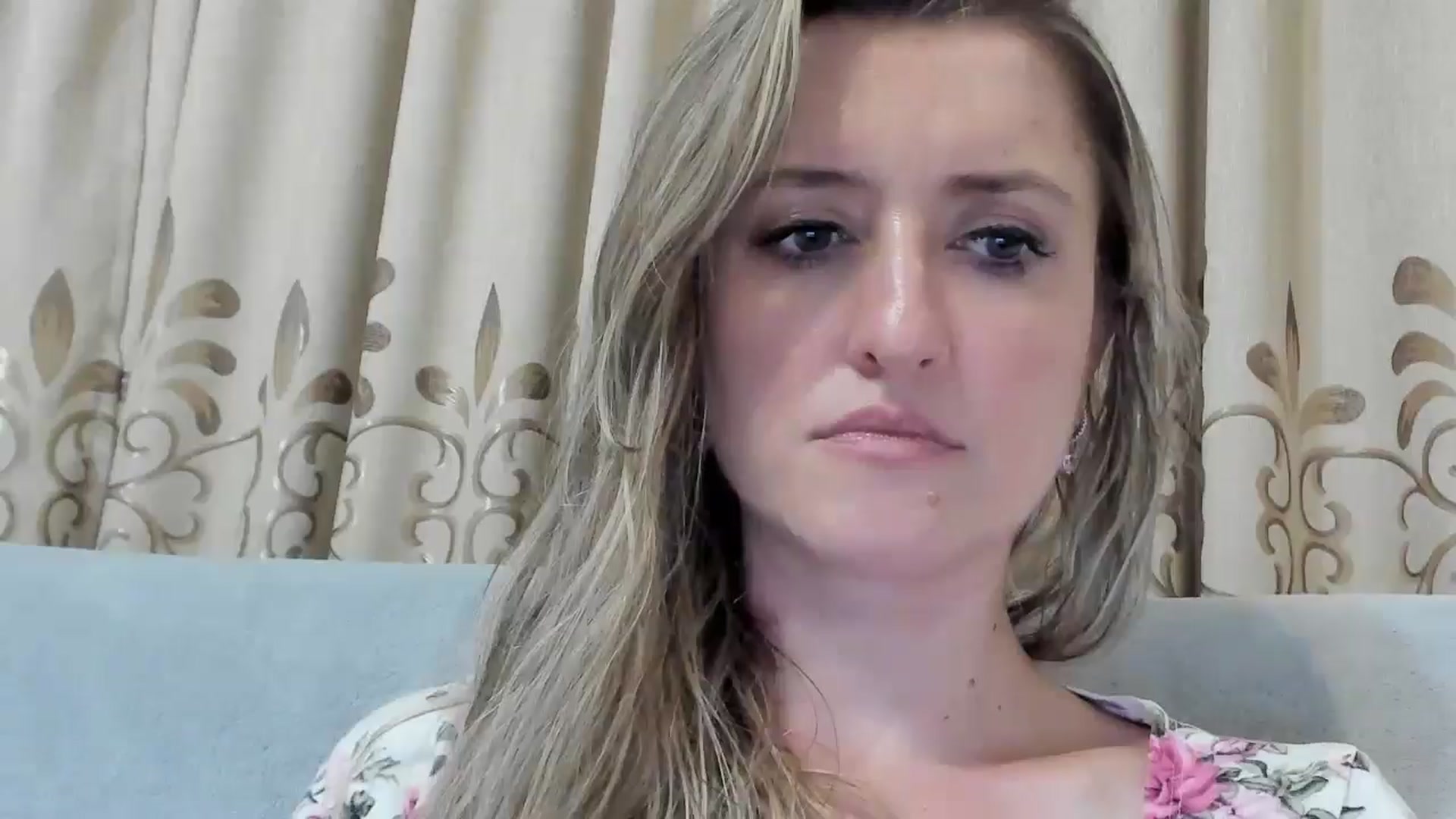 Gallery image thumbnail from BestDream's myfreecams stream on, 08/28/2025, 21:55 image 14 of 20