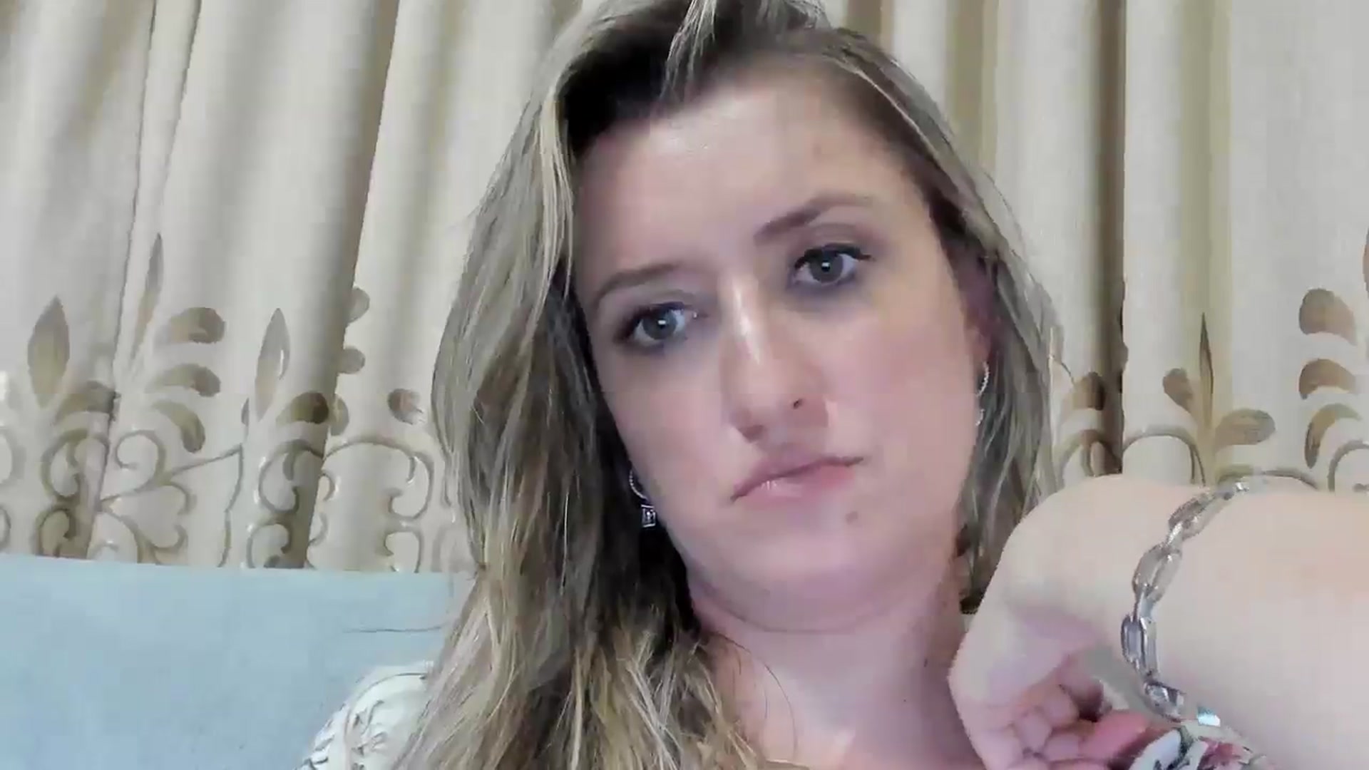 Gallery image thumbnail from BestDream's myfreecams stream on, 08/28/2025, 21:55 image 8 of 20