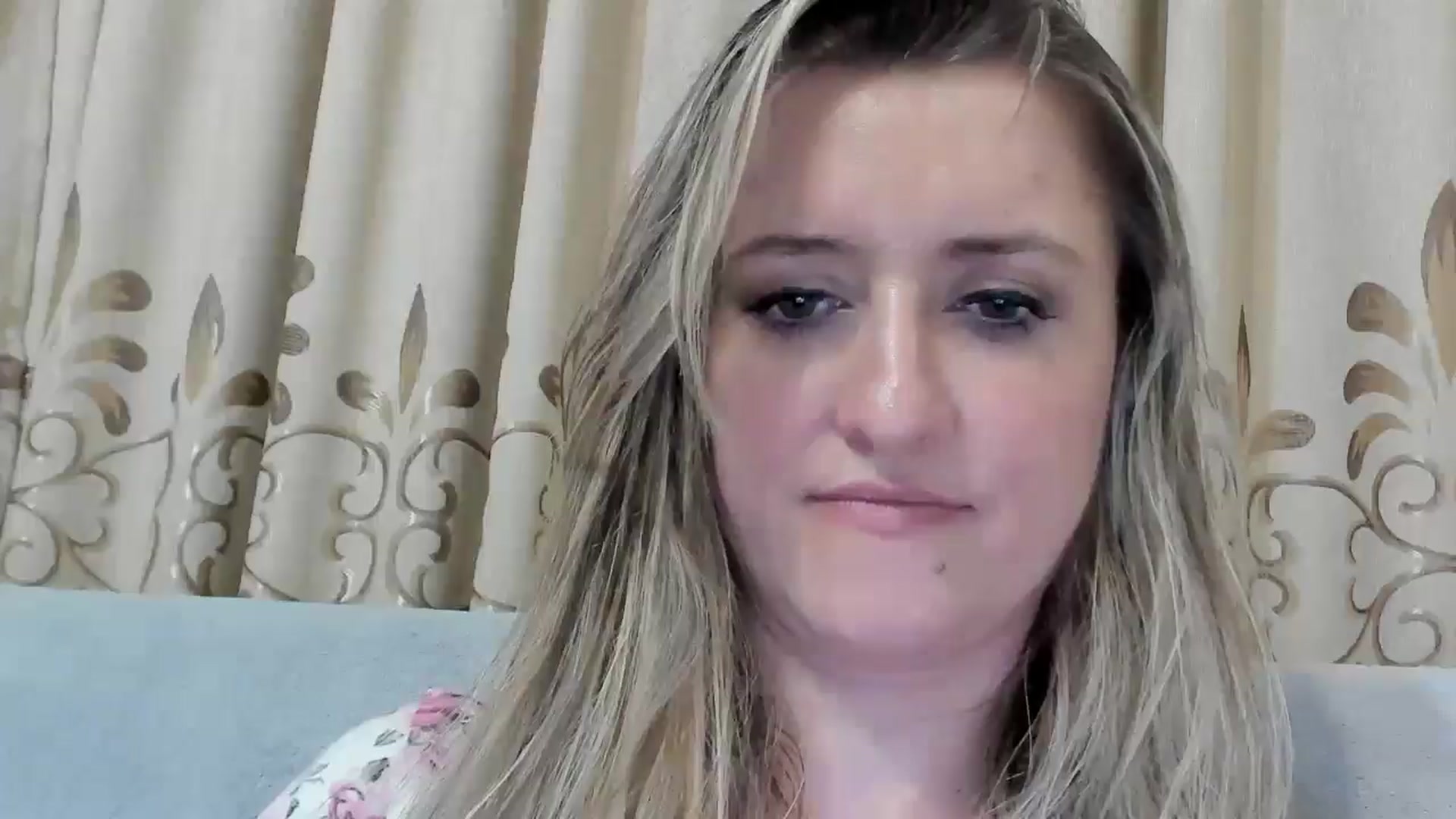Gallery image thumbnail from BestDream's myfreecams stream on, 08/29/2025, 24:27 image 19 of 20