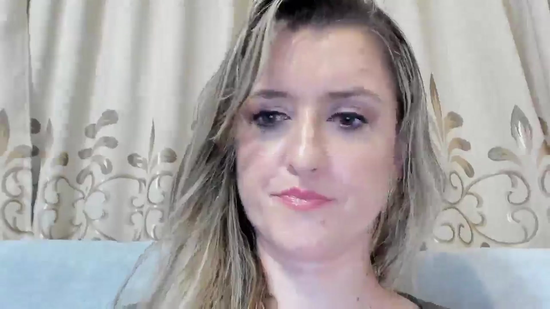 Gallery image thumbnail from BestDream's myfreecams stream on, 08/29/2025, 22:07 image 15 of 20