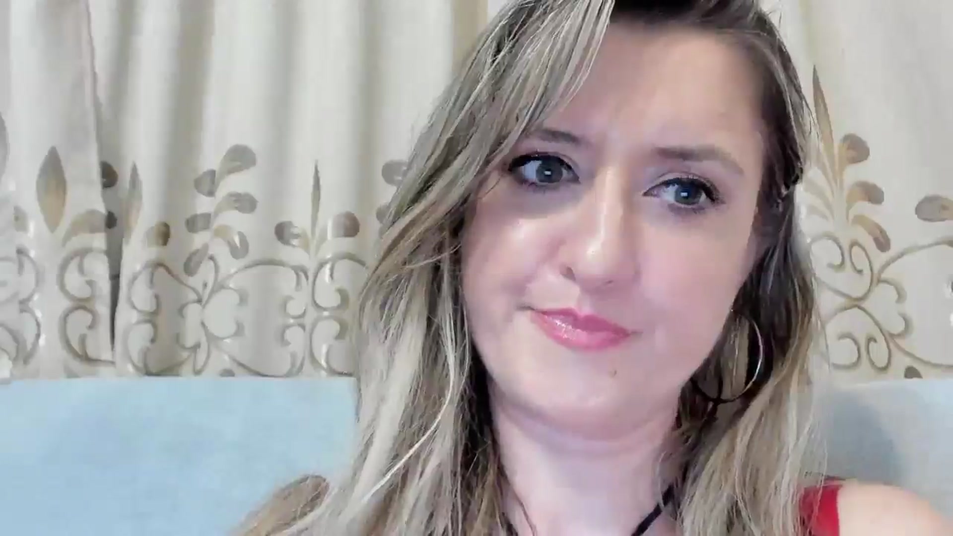 Gallery image thumbnail from BestDream's myfreecams stream on, 08/29/2025, 23:30 image 13 of 20