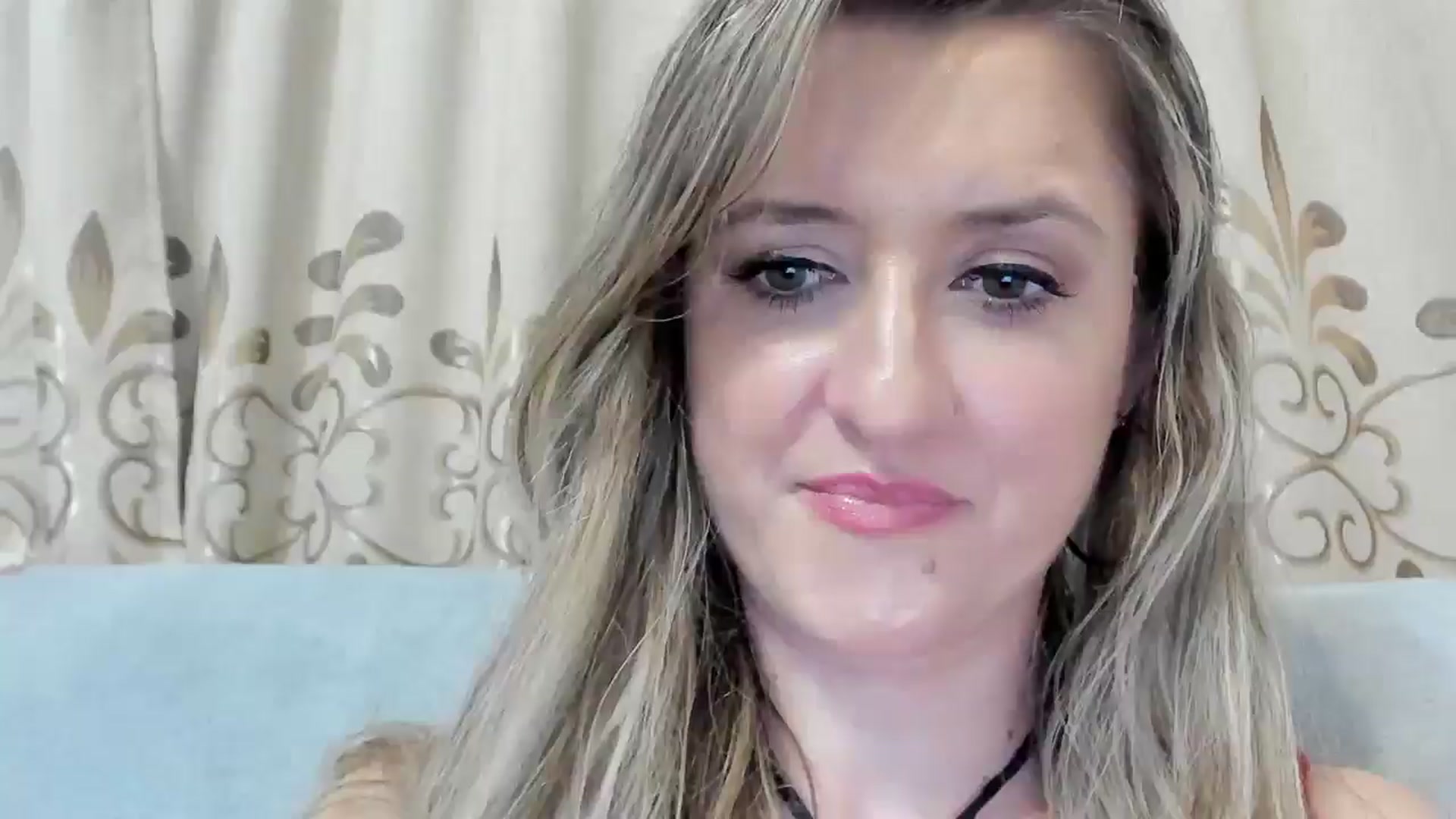 Gallery image thumbnail from BestDream's myfreecams stream on, 08/29/2025, 23:30 image 4 of 20