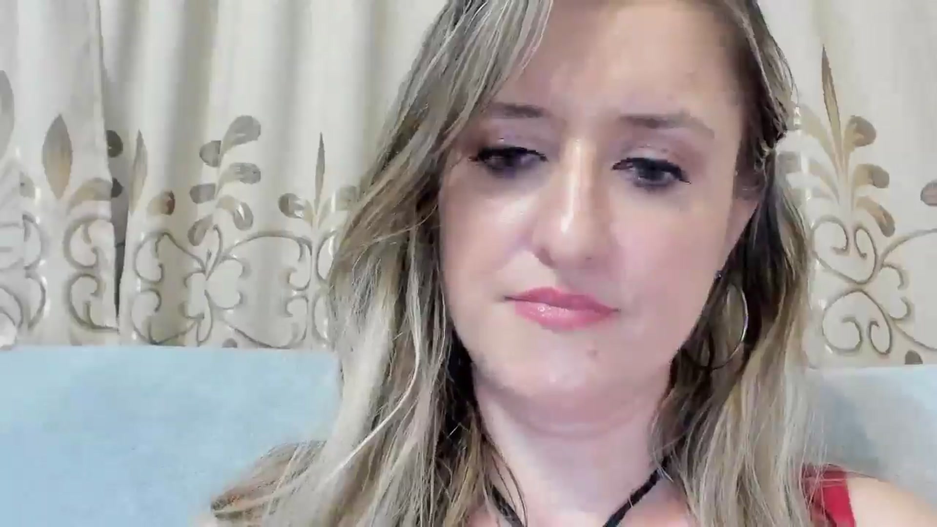 Gallery image thumbnail from BestDream's myfreecams stream on, 08/29/2025, 23:30 image 7 of 20