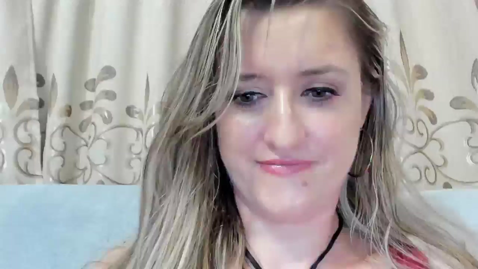 Gallery image thumbnail from BestDream's myfreecams stream on, 08/29/2025, 23:30 image 1 of 20