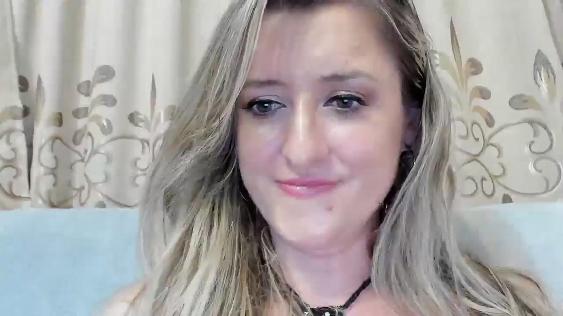 Gallery image thumbnail from BestDream's myfreecams stream on, 08/29/2025, 23:59 image 7 of 20