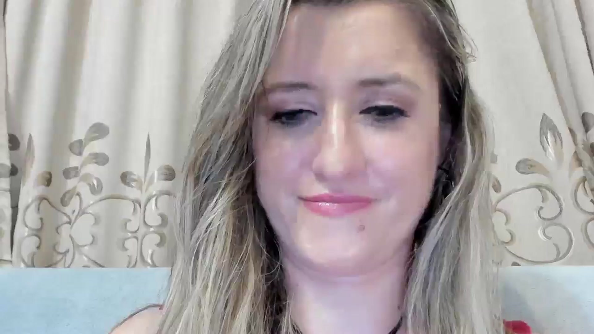 Gallery image thumbnail from BestDream's myfreecams stream on, 08/29/2025, 23:59 image 10 of 20