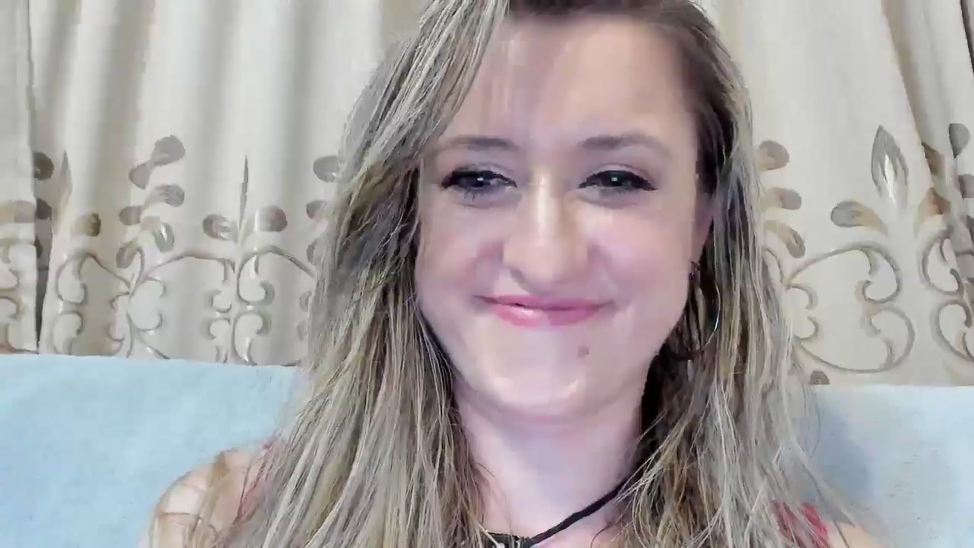Gallery image thumbnail from BestDream's myfreecams stream on, 08/30/2025, 01:36 image 10 of 20