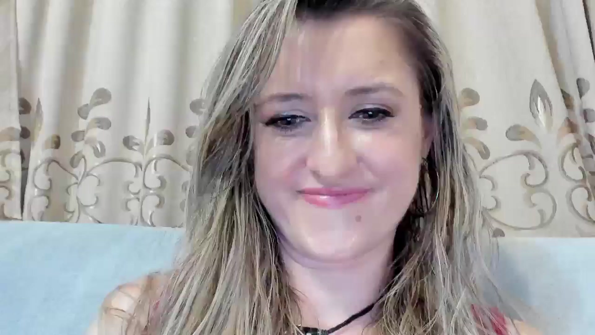 Gallery image thumbnail from BestDream's myfreecams stream on, 08/30/2025, 01:36 image 8 of 20