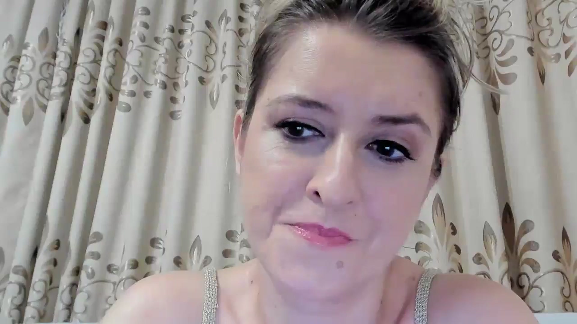 Gallery image thumbnail from BestDream's myfreecams stream on, 08/30/2025, 22:28 image 19 of 20