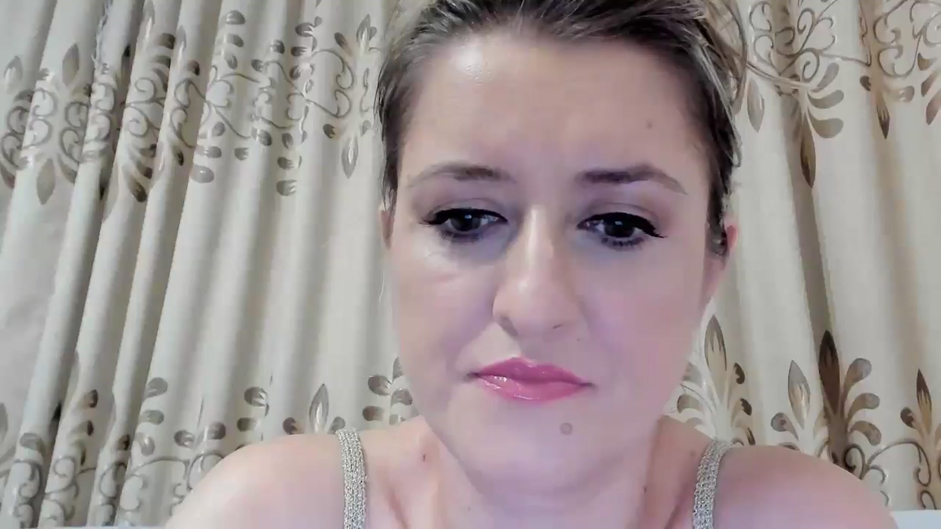 Gallery image thumbnail from BestDream's myfreecams stream on, 08/30/2025, 22:28 image 13 of 20