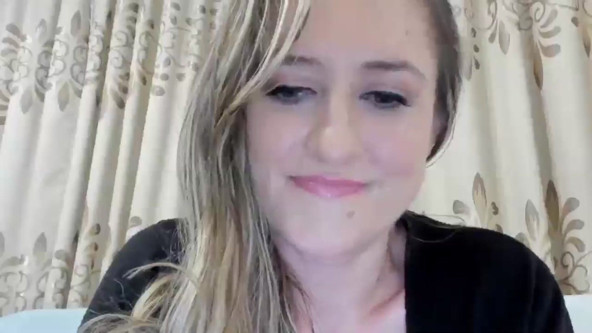 Gallery image thumbnail from BestDream's myfreecams stream on, 08/31/2025, 02:33 image 16 of 20