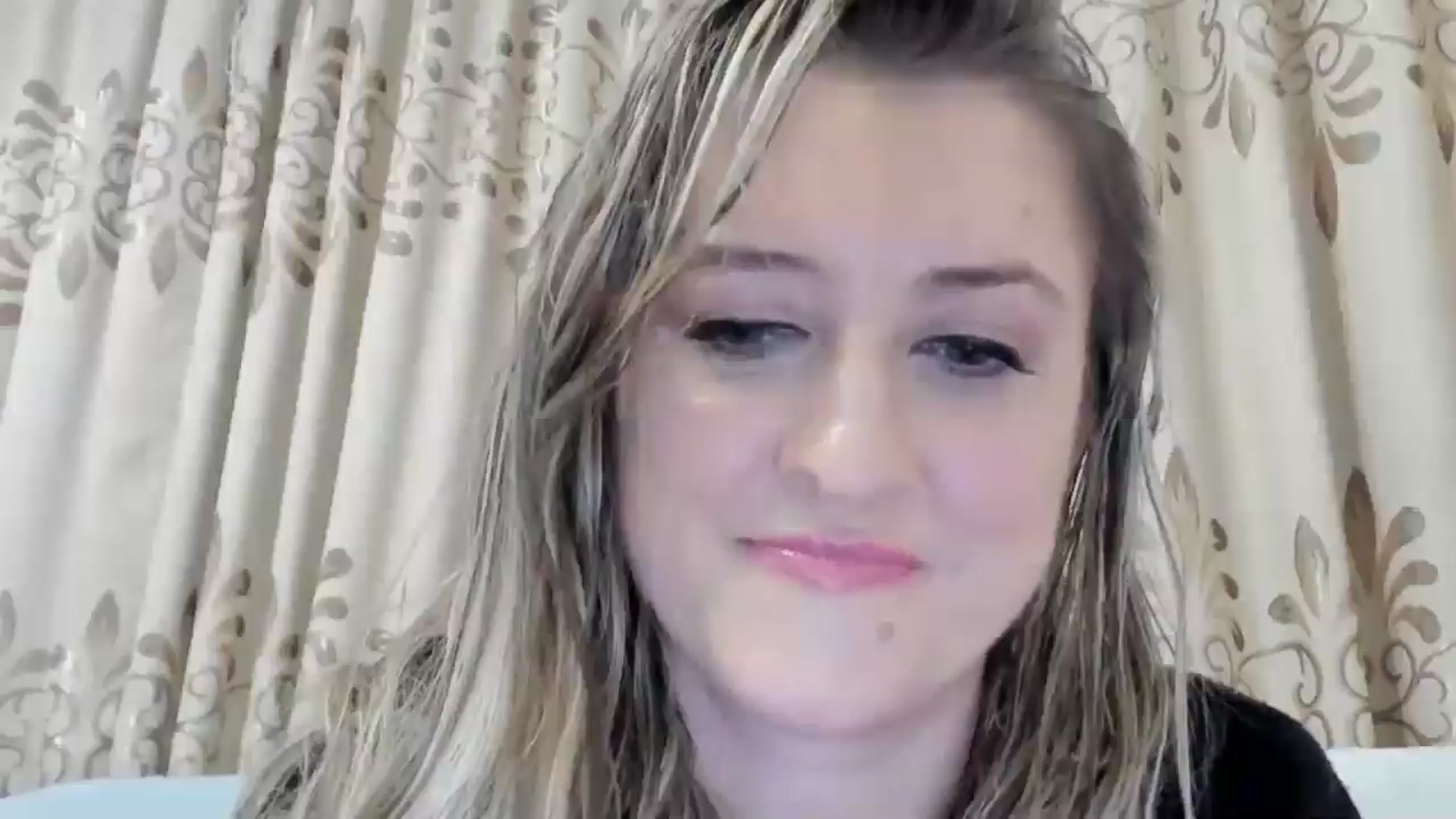 Gallery image thumbnail from BestDream's myfreecams stream on, 08/31/2025, 02:33 image 4 of 20