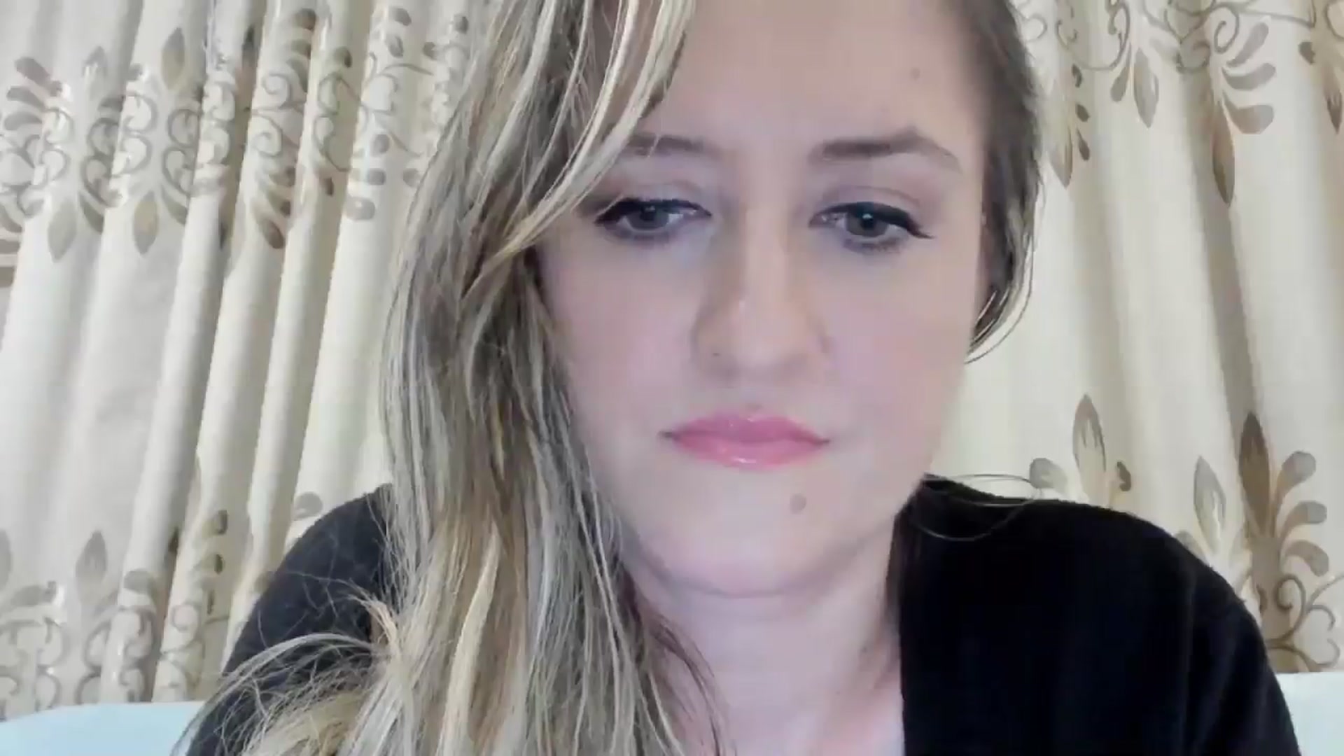 Gallery image thumbnail from BestDream's myfreecams stream on, 08/31/2025, 02:33 image 8 of 20