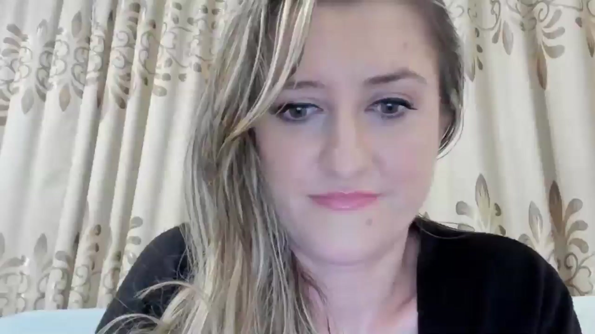 Gallery image thumbnail from BestDream's myfreecams stream on, 08/31/2025, 02:33 image 15 of 20