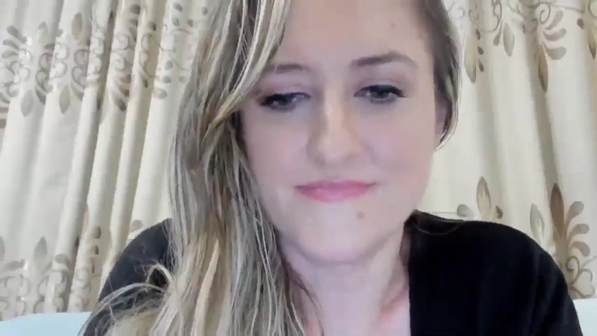 Gallery image thumbnail from BestDream's myfreecams stream on, 08/31/2025, 02:33 image 9 of 20