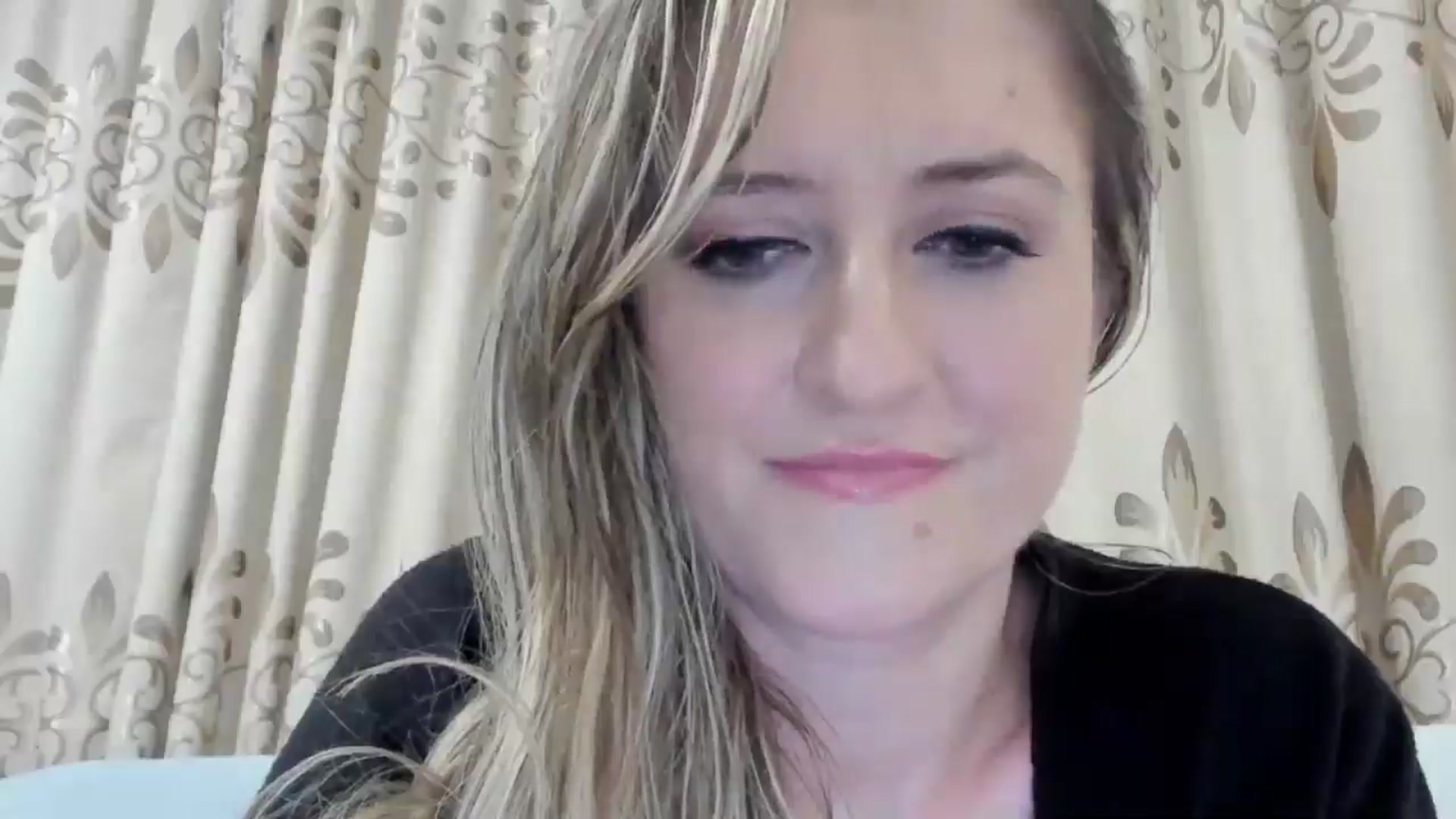 Gallery image thumbnail from BestDream's myfreecams stream on, 08/31/2025, 02:33 image 13 of 20