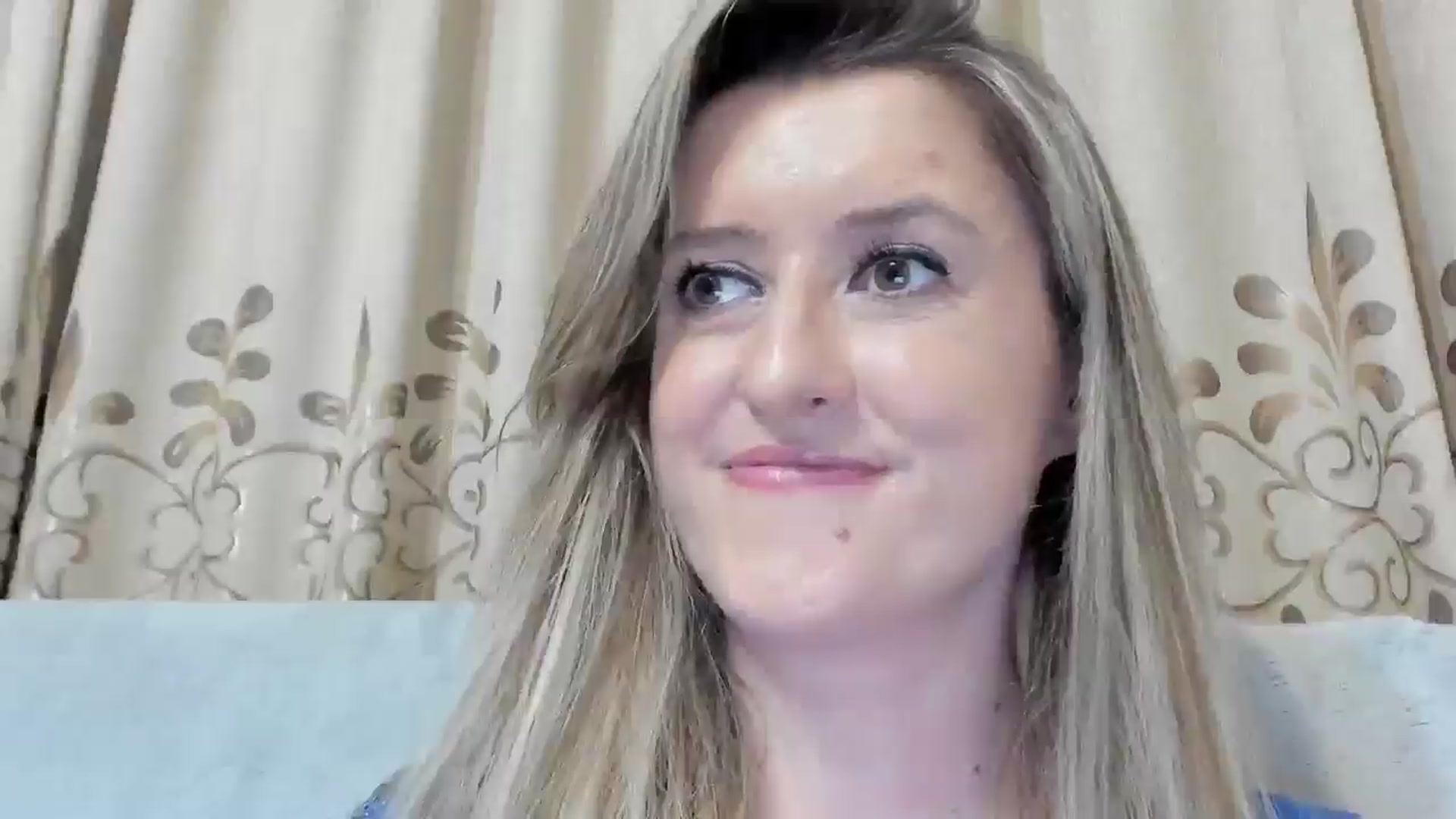 Gallery image thumbnail from BestDream's myfreecams stream on, 08/31/2025, 20:18 image 13 of 20