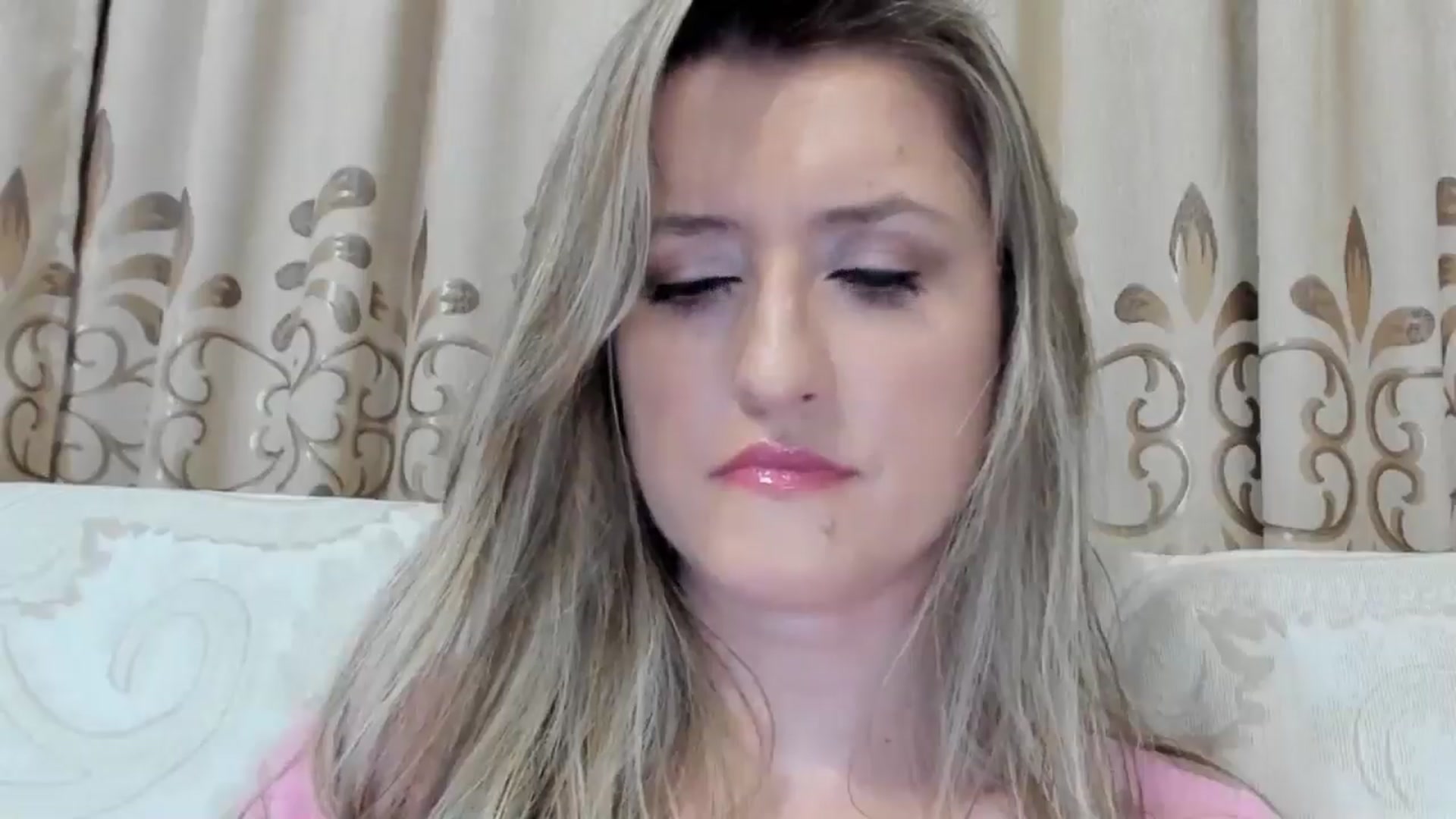 Gallery image thumbnail from BestDream's myfreecams stream on, 09/03/2025, 22:46 image 13 of 20
