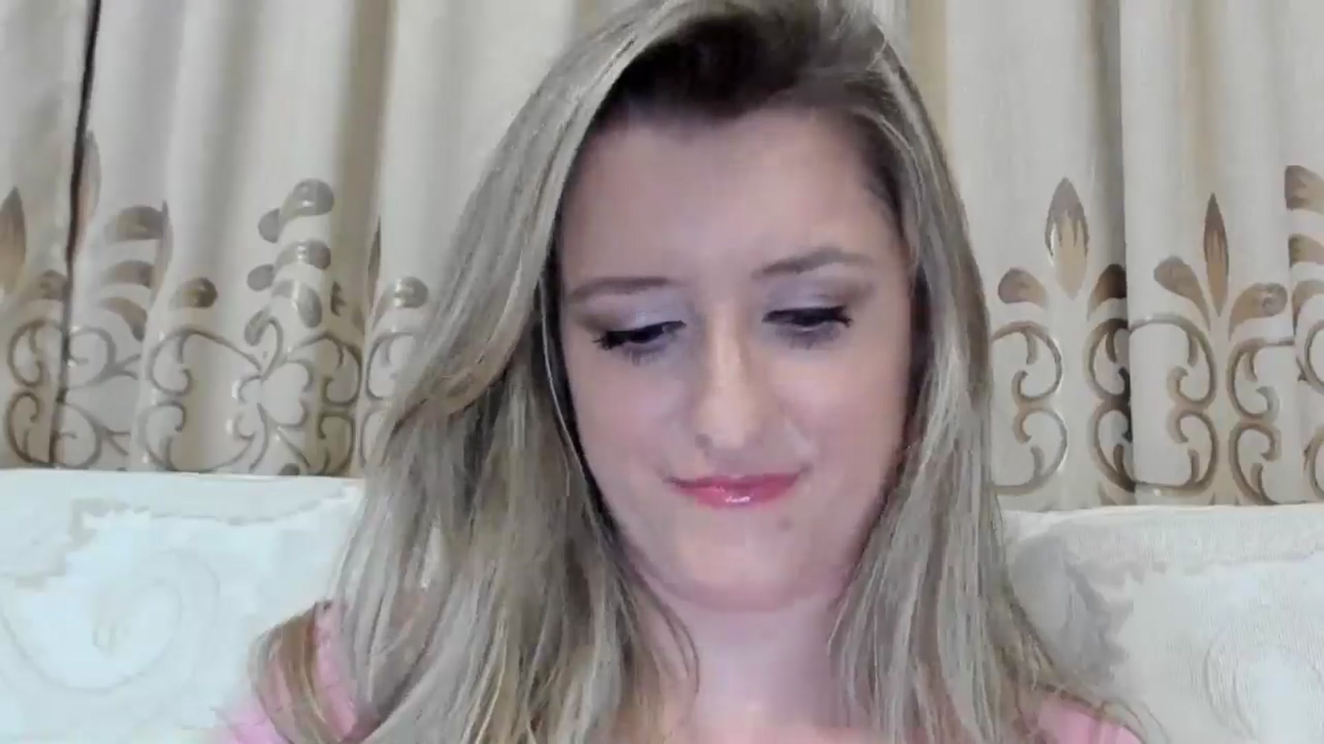 Gallery image thumbnail from BestDream's myfreecams stream on, 09/03/2025, 22:46 image 2 of 20