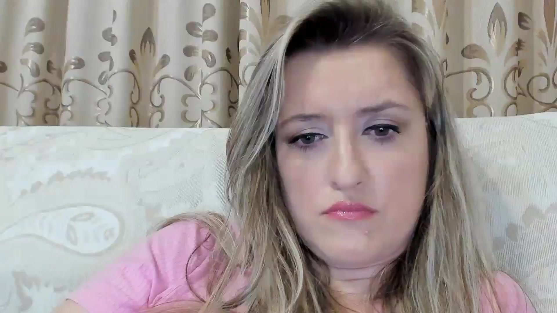 Gallery image thumbnail from BestDream's myfreecams stream on, 09/03/2025, 23:49 image 15 of 20