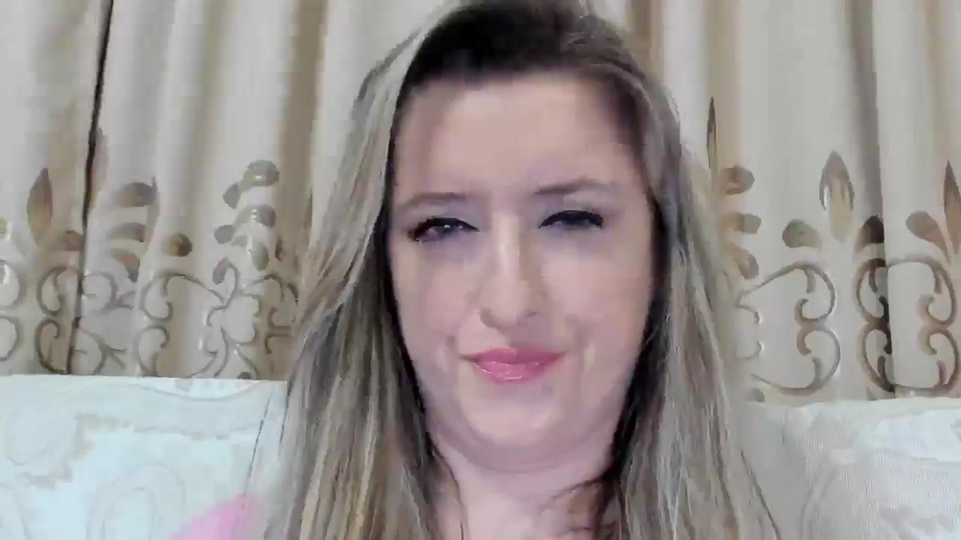 Gallery image thumbnail from BestDream's myfreecams stream on, 09/04/2025, 24:13 image 18 of 20
