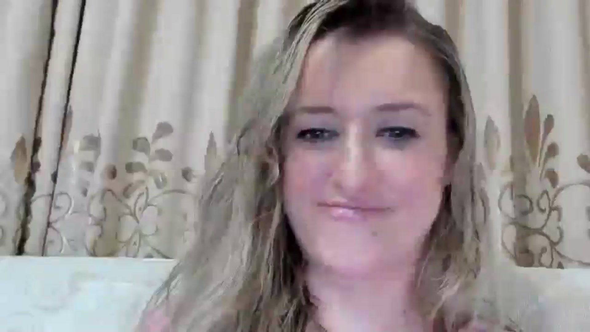 Gallery image thumbnail from BestDream's myfreecams stream on, 09/05/2025, 22:39 image 12 of 20