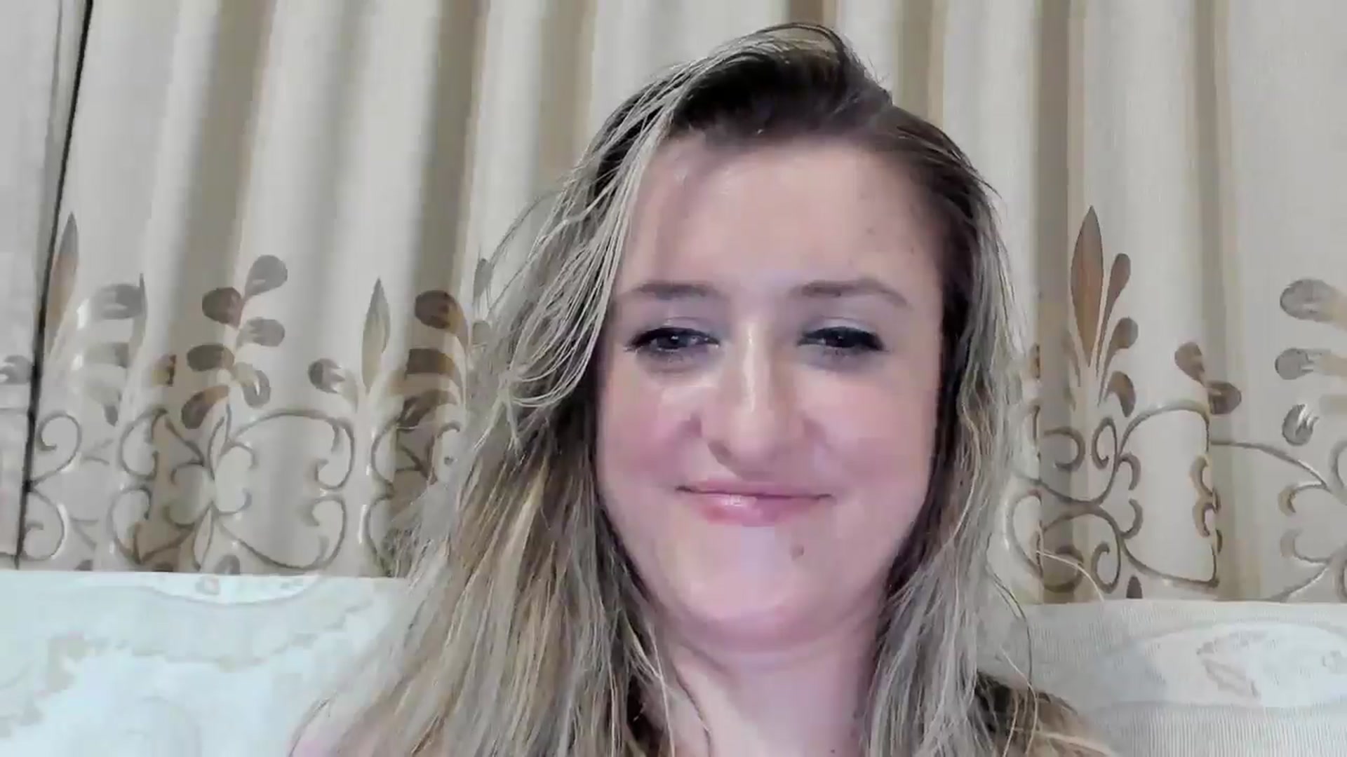 Gallery image thumbnail from BestDream's myfreecams stream on, 09/06/2025, 24:51 image 20 of 20