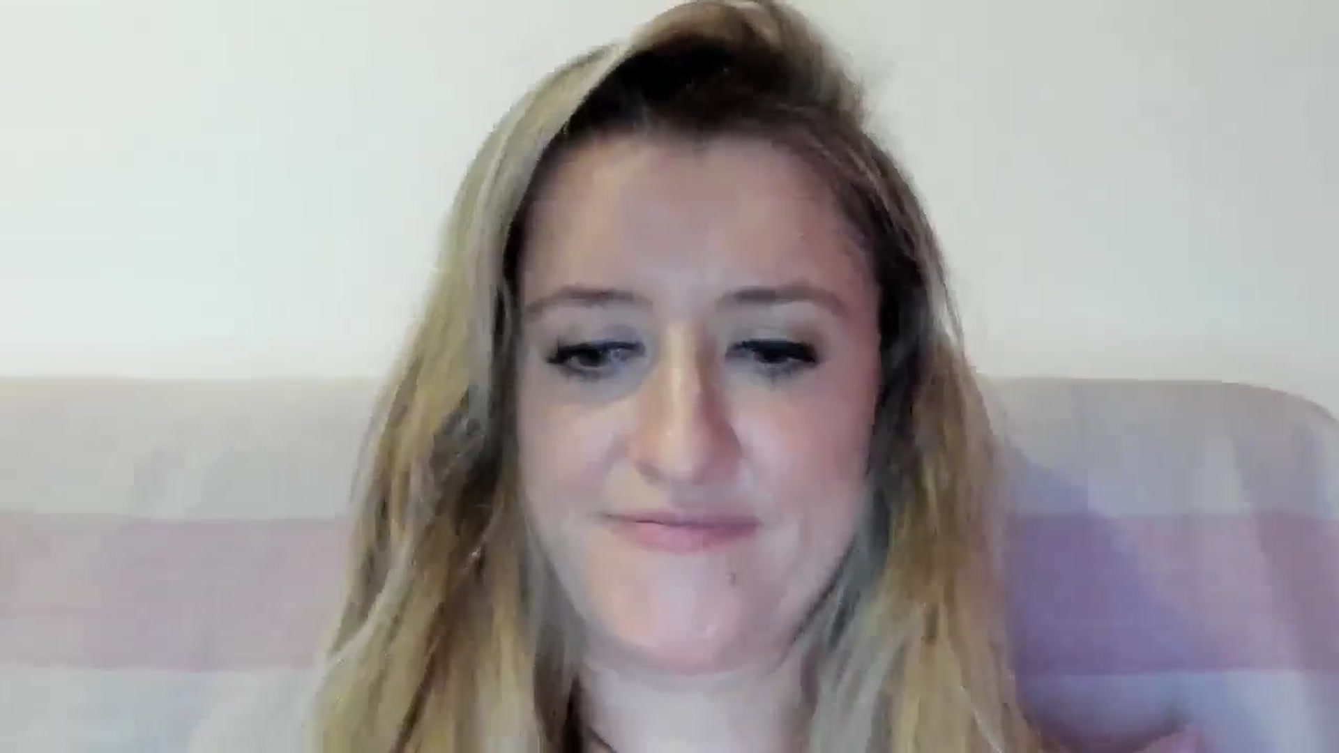 Gallery image thumbnail from BestDream's myfreecams stream on, 09/08/2025, 22:44 image 4 of 20