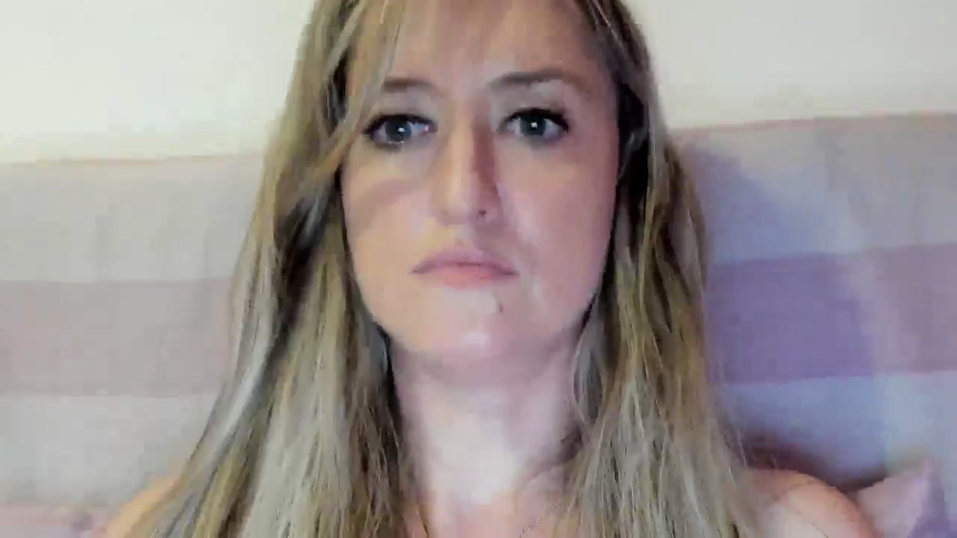 Gallery image thumbnail from BestDream's myfreecams stream on, 09/08/2025, 23:11 image 8 of 20