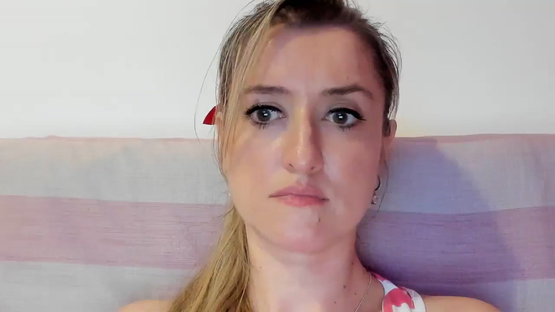 Gallery image thumbnail from BestDream's myfreecams stream on, 09/10/2025, 22:02 image 7 of 20