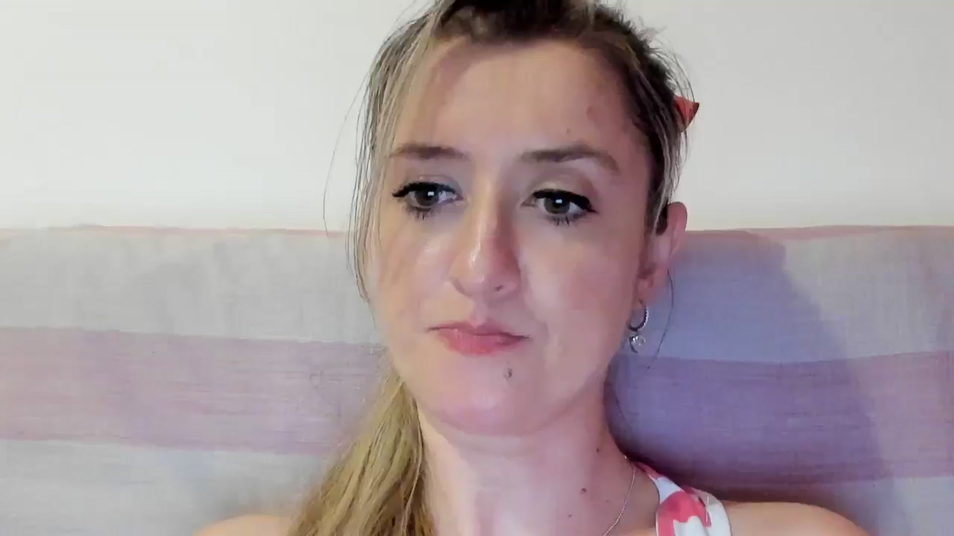 Gallery image thumbnail from BestDream's myfreecams stream on, 09/10/2025, 22:02 image 11 of 20