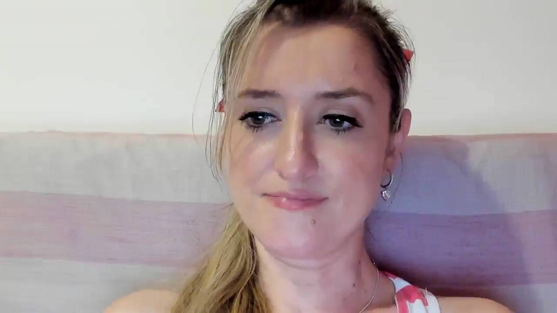 Gallery image thumbnail from BestDream's myfreecams stream on, 09/10/2025, 22:02 image 13 of 20