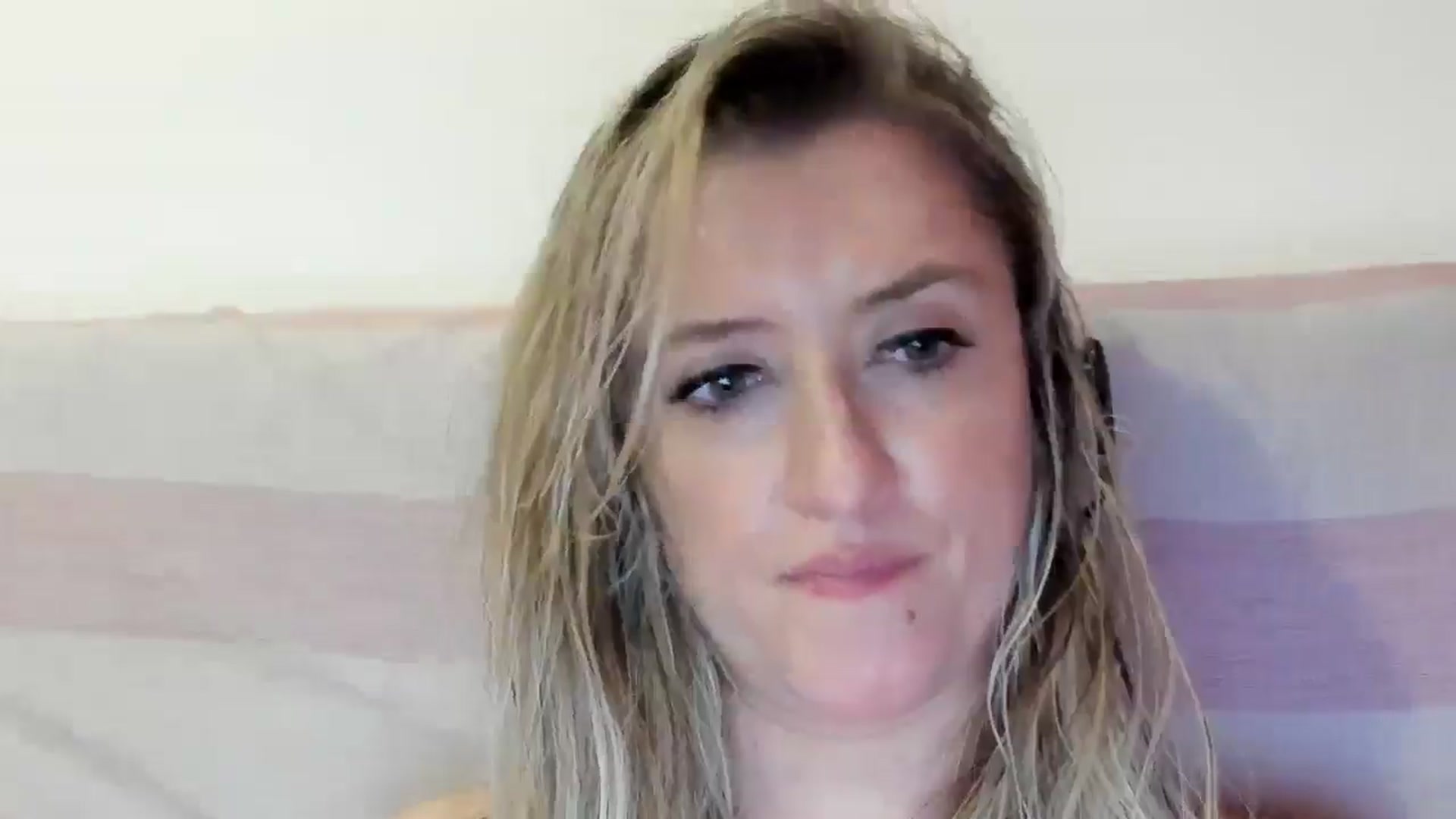 Gallery image thumbnail from BestDream's myfreecams stream on, 09/10/2025, 22:49 image 20 of 20
