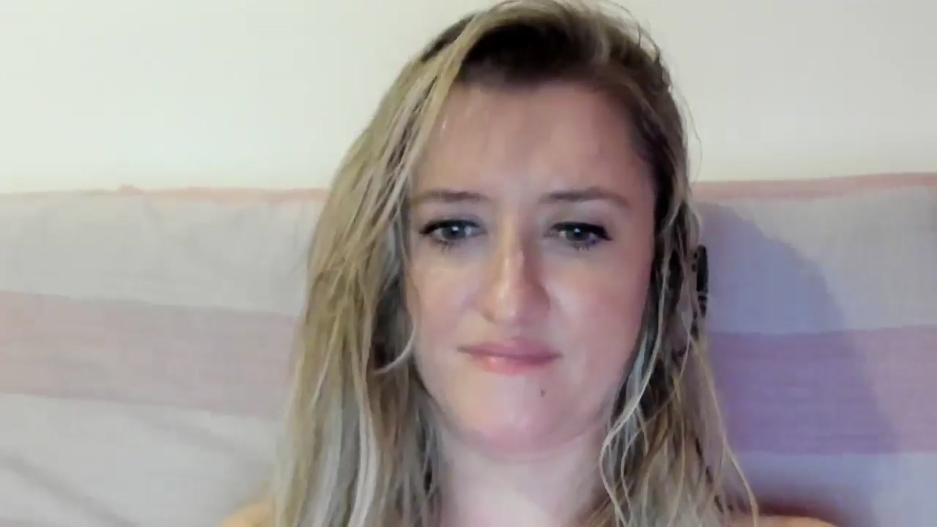 Gallery image thumbnail from BestDream's myfreecams stream on, 09/10/2025, 22:49 image 17 of 20